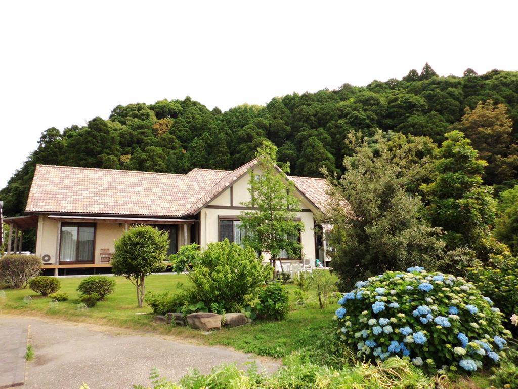 Minshuku Hoshi No Sumika Hotell Shibushi Eksteriør bilde