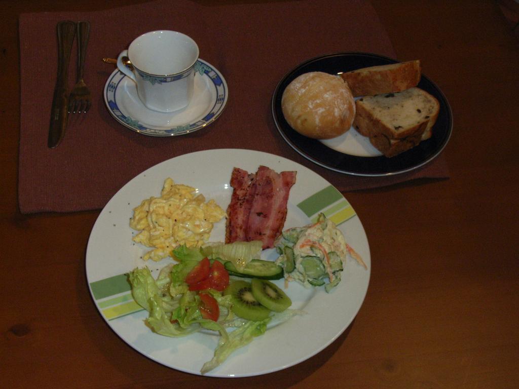 Minshuku Hoshi No Sumika Hotell Shibushi Eksteriør bilde