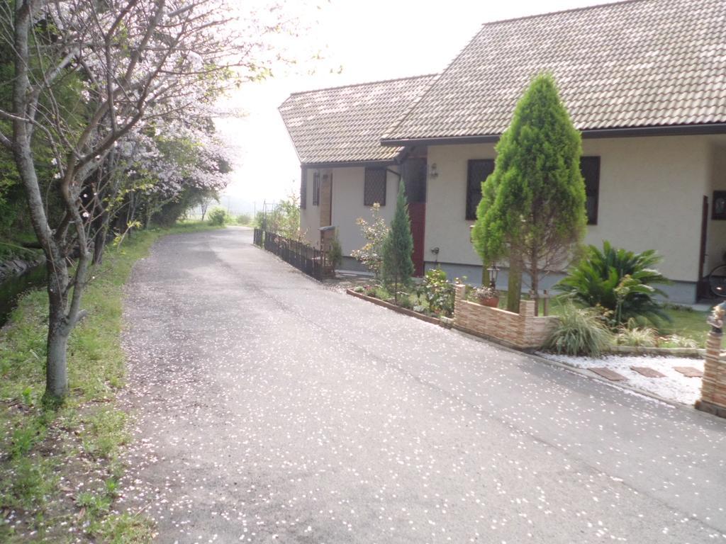 Minshuku Hoshi No Sumika Hotell Shibushi Eksteriør bilde