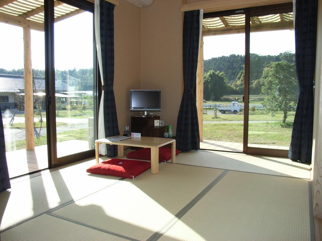 Minshuku Hoshi No Sumika Hotell Shibushi Eksteriør bilde